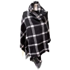 Francesca’s Collections Soft Blanket Shawl Scarf